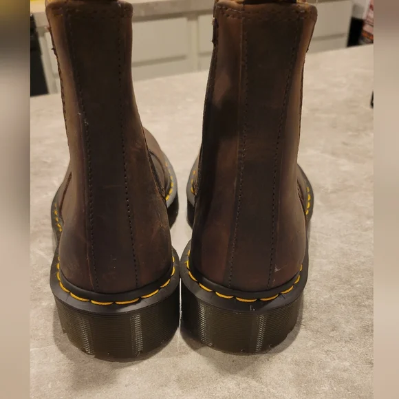 Dr Martens Chelsea boot womens 9 mens 8 EU 41 NWOT - Picture 11 of 13